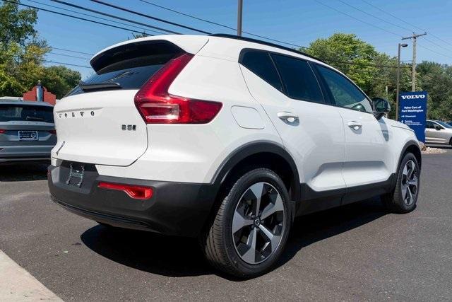 new 2025 Volvo XC40 car, priced at $48,315