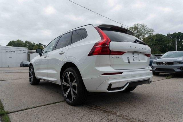 new 2025 Volvo XC60 Plug-In Hybrid car, priced at $72,090