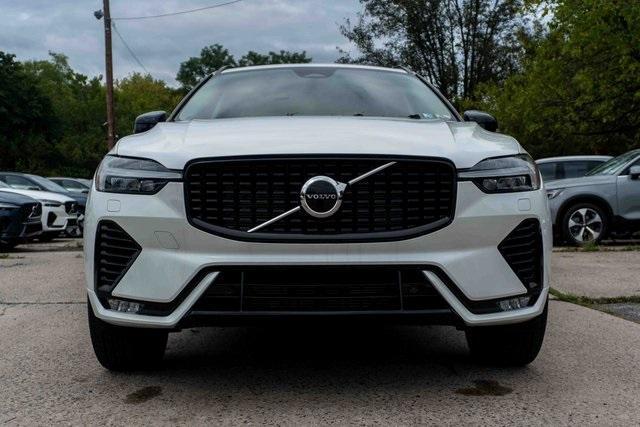 new 2025 Volvo XC60 car, priced at $50,690