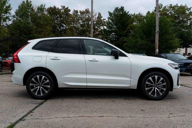 new 2025 Volvo XC60 car, priced at $50,690