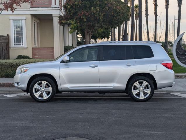 used 2008 Toyota Highlander car, priced at $13,988