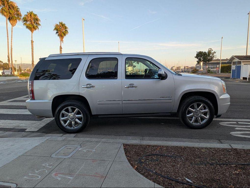 used 2012 GMC Yukon car, priced at $12,988