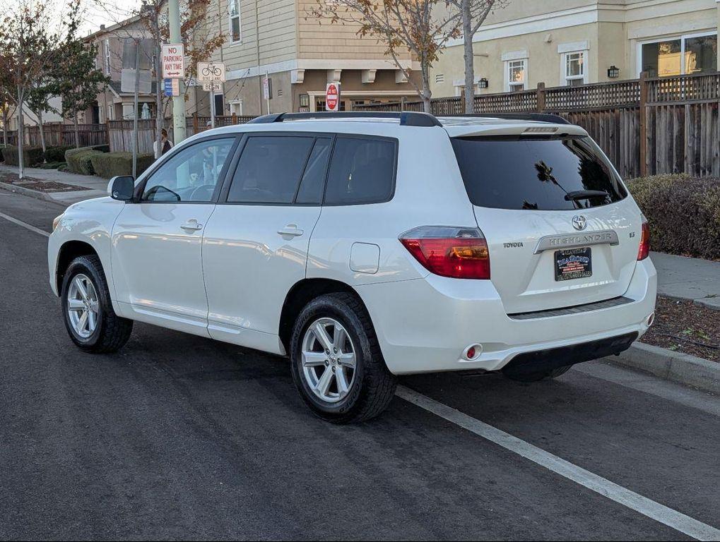 used 2008 Toyota Highlander car, priced at $11,988