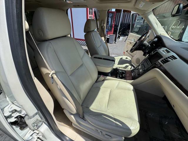 used 2008 Cadillac Escalade ESV car, priced at $15,988