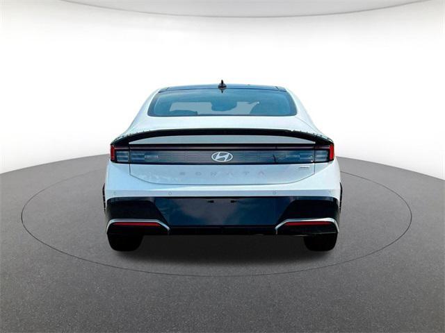 new 2025 Hyundai Sonata Hybrid car, priced at $34,300