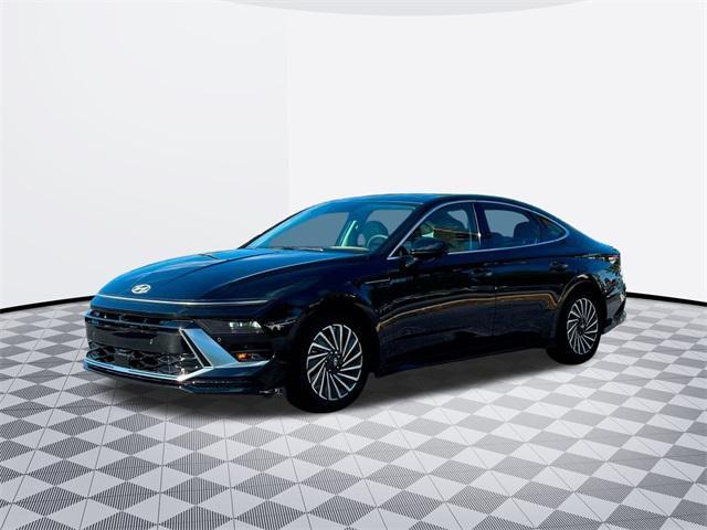 new 2025 Hyundai Sonata Hybrid car, priced at $37,462