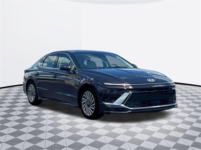 new 2024 Hyundai Sonata Hybrid car, priced at $30,922