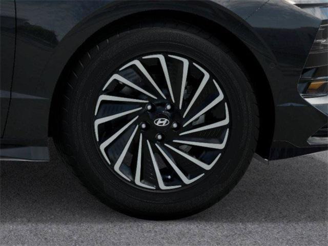 new 2025 Hyundai Sonata Hybrid car, priced at $33,612