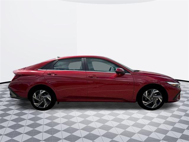 new 2025 Hyundai Elantra car, priced at $26,074