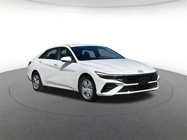 new 2025 Hyundai Elantra car, priced at $21,051