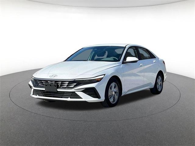 new 2025 Hyundai Elantra car, priced at $21,051