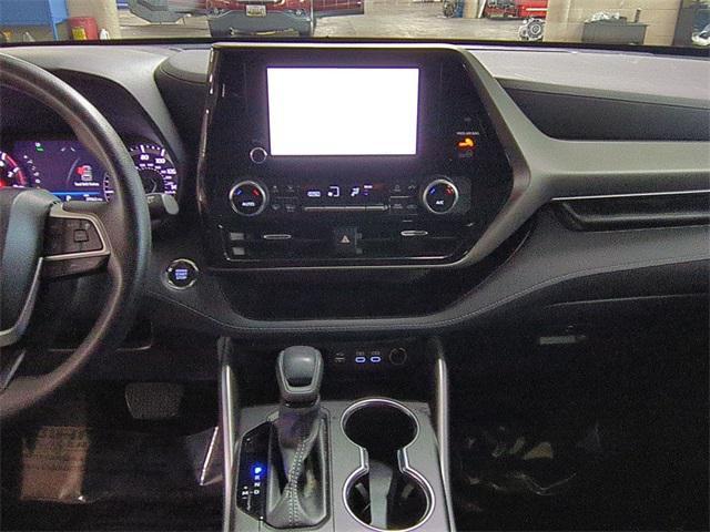 used 2023 Toyota Highlander car, priced at $31,447