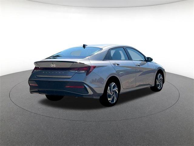 new 2025 Hyundai Elantra car, priced at $21,259
