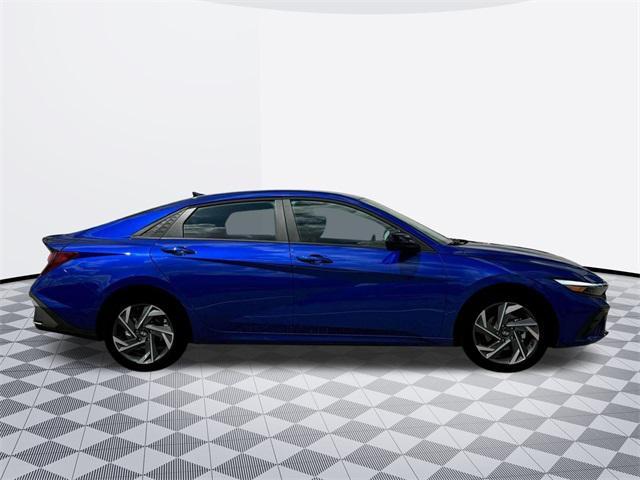 new 2025 Hyundai Elantra car, priced at $23,064