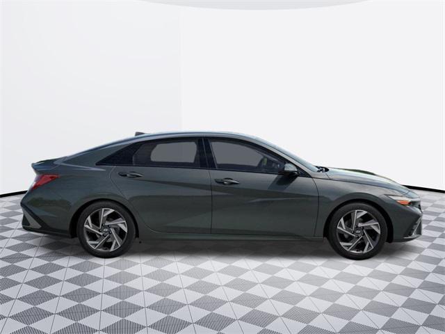 new 2025 Hyundai Elantra car, priced at $25,565