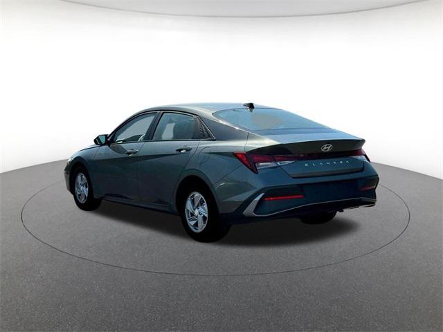 new 2025 Hyundai Elantra car, priced at $20,674