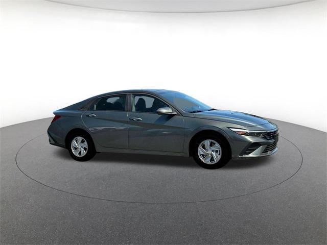 new 2025 Hyundai Elantra car, priced at $20,674