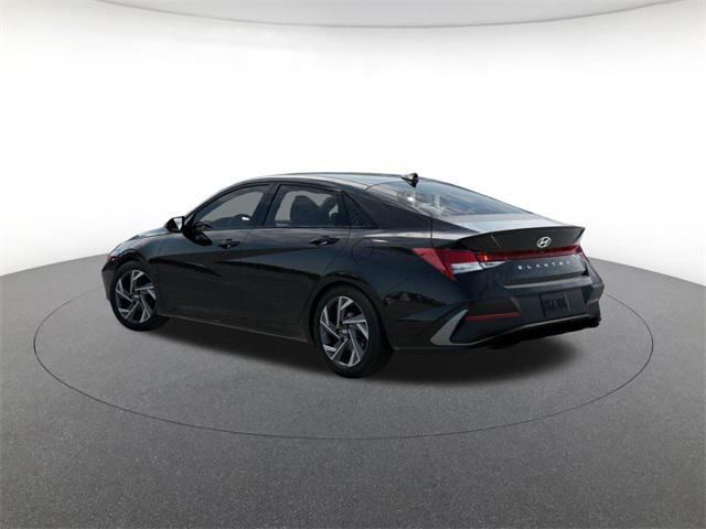new 2025 Hyundai Elantra car, priced at $21,251