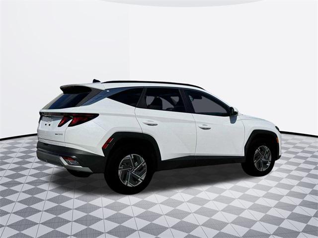 new 2025 Hyundai TUCSON Hybrid car, priced at $34,133