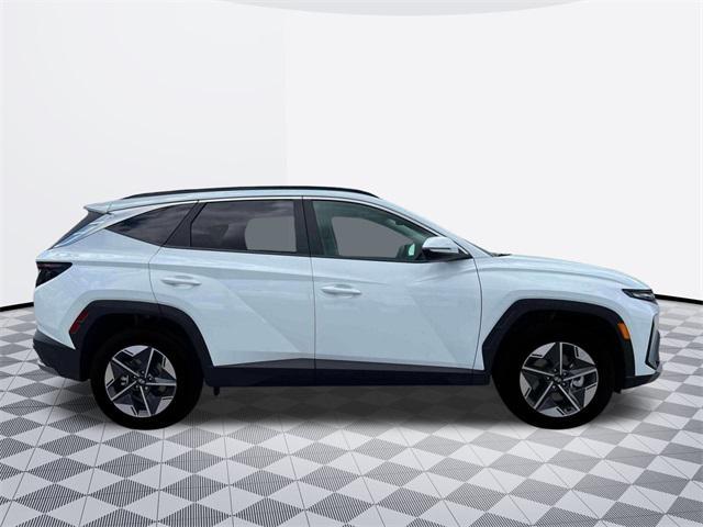 new 2025 Hyundai Tucson Hybrid car, priced at $36,969