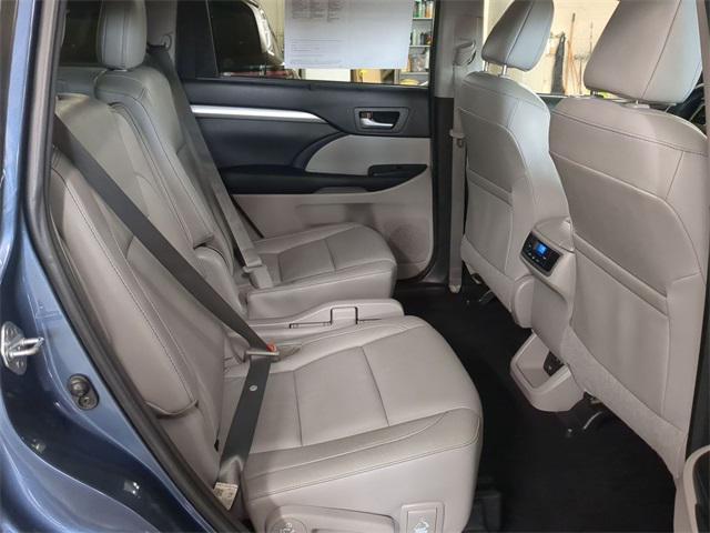 used 2017 Toyota Highlander car, priced at $19,911