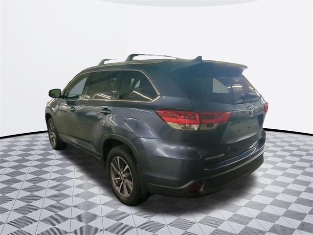 used 2017 Toyota Highlander car, priced at $19,911