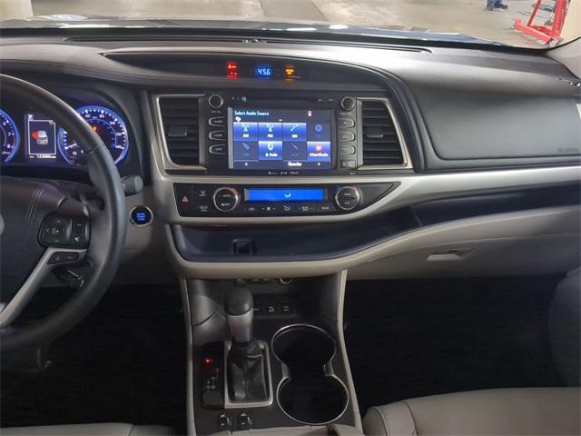 used 2017 Toyota Highlander car, priced at $19,911