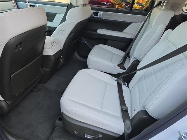 used 2025 Hyundai SANTA FE HEV car, priced at $42,991