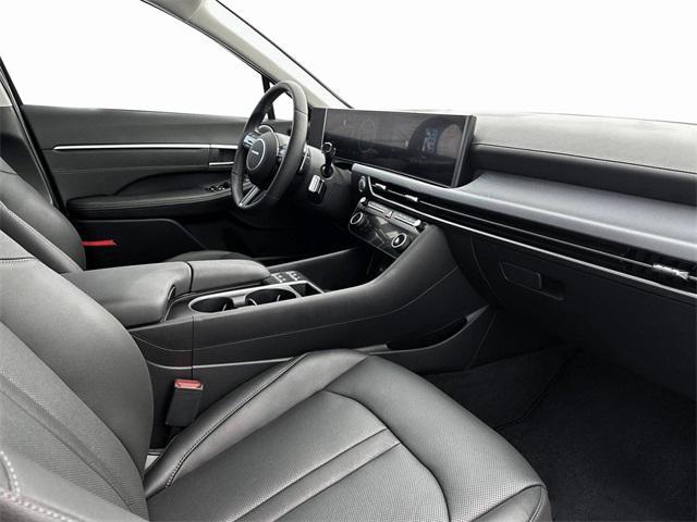 new 2025 Hyundai Sonata Hybrid car, priced at $33,862
