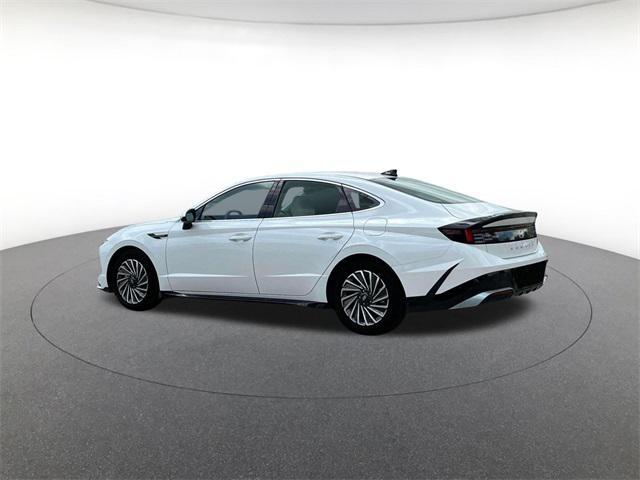 new 2025 Hyundai Sonata Hybrid car, priced at $27,341
