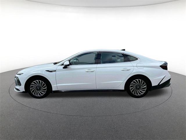 new 2025 Hyundai Sonata Hybrid car, priced at $27,341