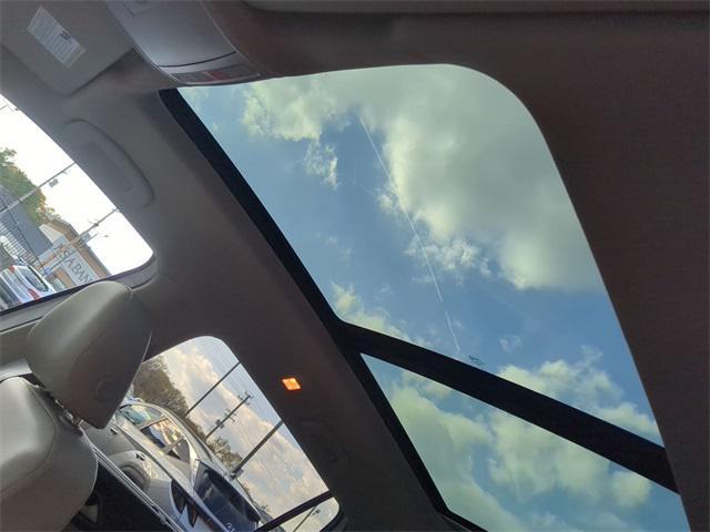 used 2018 Volkswagen Atlas car, priced at $18,000