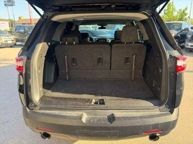 used 2020 Chevrolet Traverse car, priced at $17,699