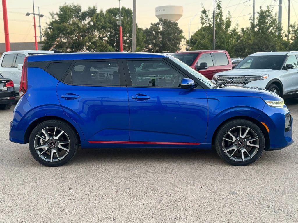 used 2022 Kia Soul car, priced at $15,999
