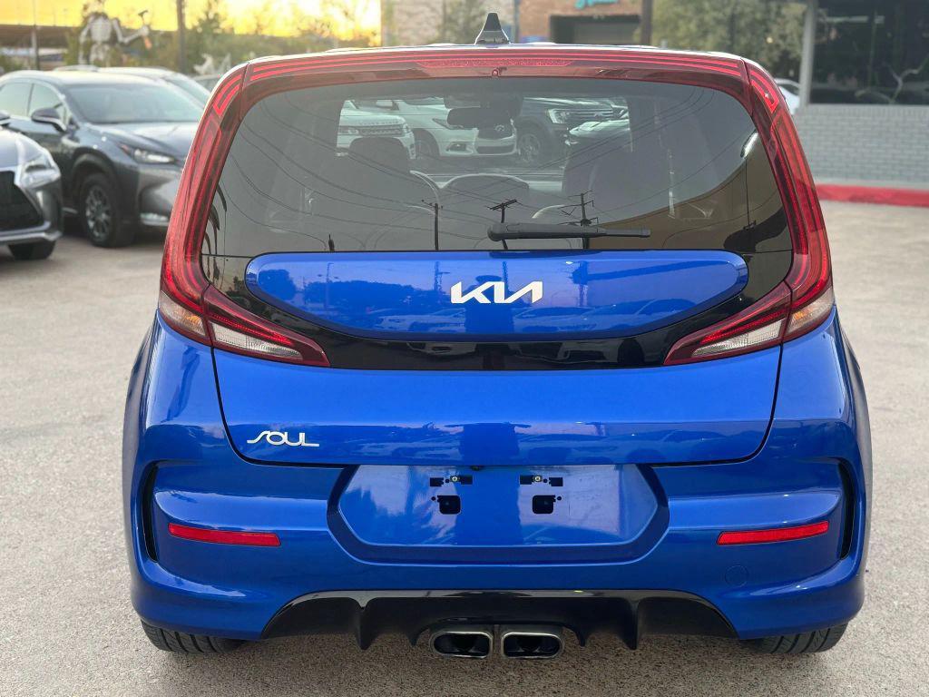 used 2022 Kia Soul car, priced at $15,999