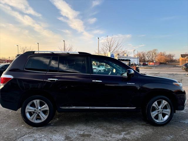 used 2013 Toyota Highlander car, priced at $14,990