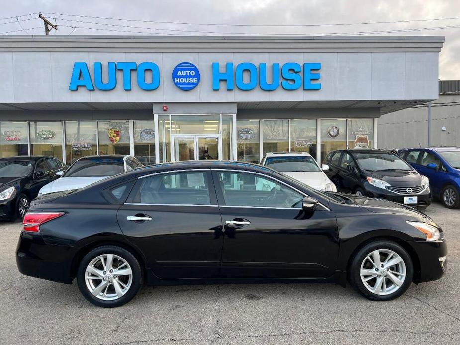 used 2014 Nissan Altima car, priced at $7,999