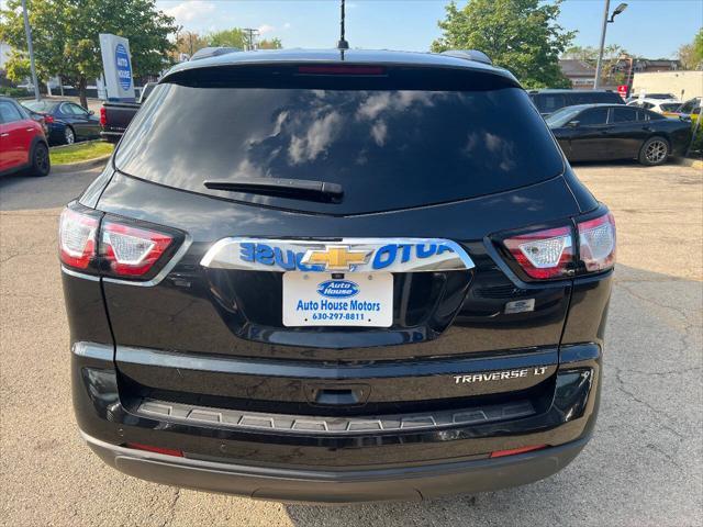 used 2015 Chevrolet Traverse car, priced at $11,990