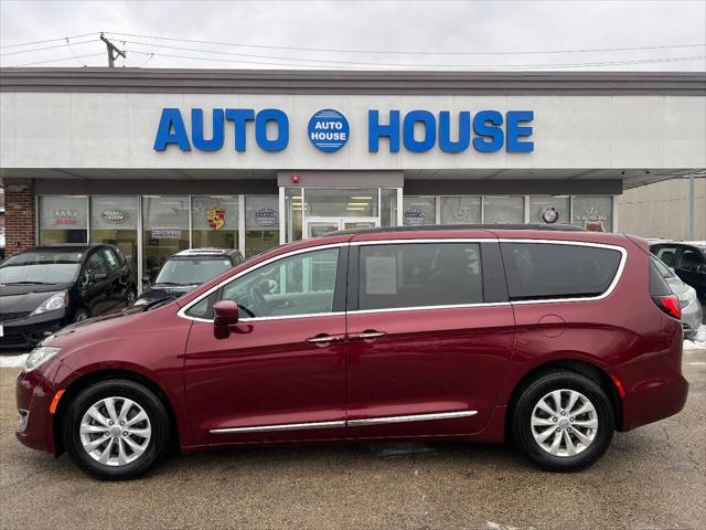 used 2017 Chrysler Pacifica car, priced at $12,990