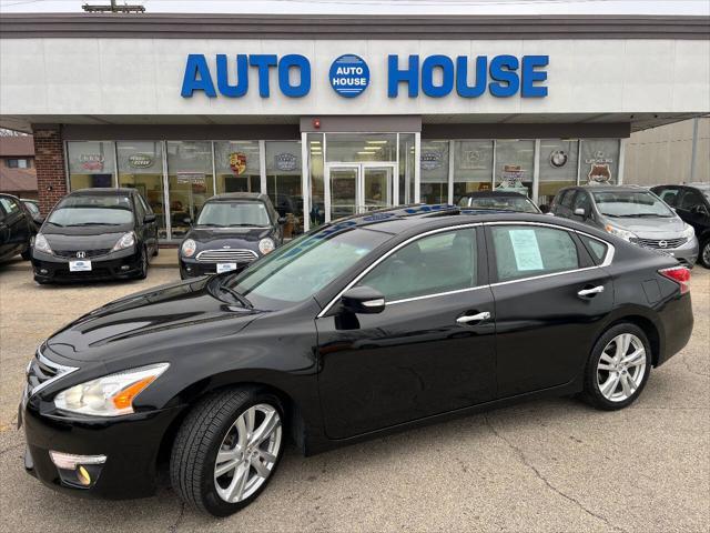 used 2014 Nissan Altima car, priced at $11,990