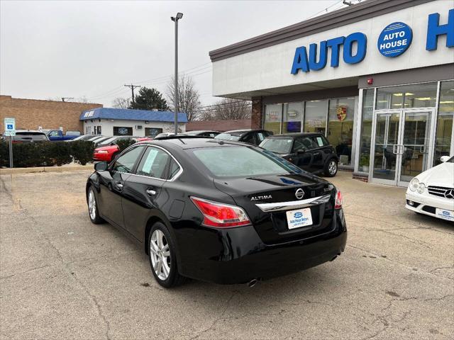 used 2014 Nissan Altima car, priced at $11,990