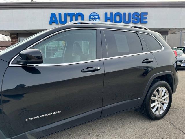 used 2015 Jeep Cherokee car, priced at $13,990