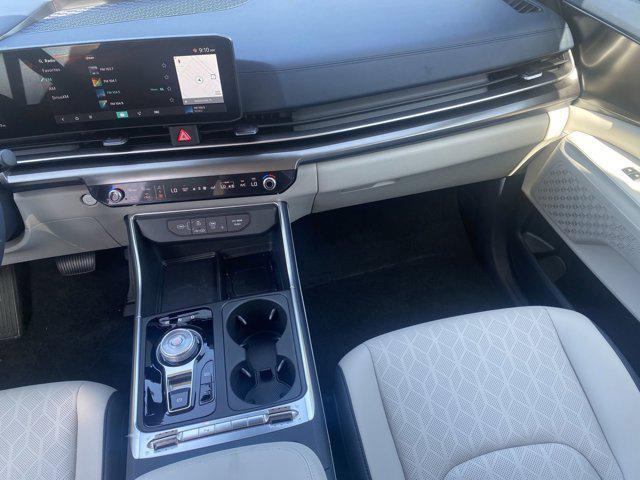 new 2025 Kia Carnival Hybrid car, priced at $49,495