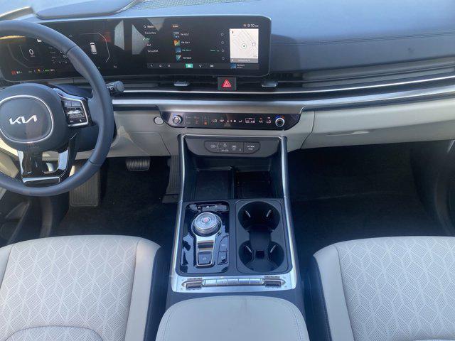 new 2025 Kia Carnival Hybrid car, priced at $49,495