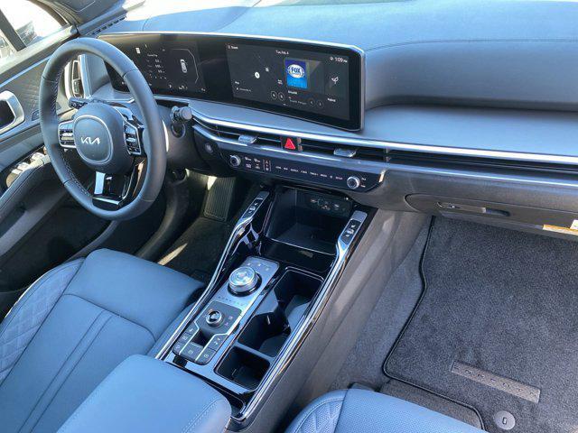 new 2025 Kia Sorento Hybrid car, priced at $47,691