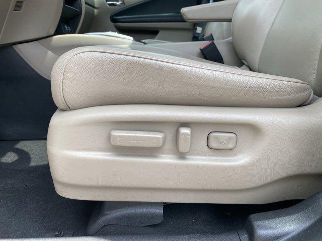 used 2022 Honda Pilot car, priced at $27,499