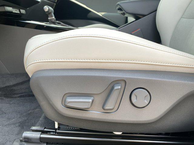 new 2025 Kia Niro car, priced at $28,814