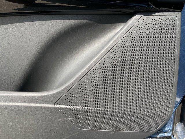new 2025 Kia Niro car, priced at $30,215