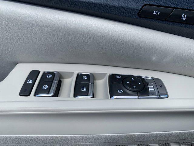 new 2026 Kia Carnival Hybrid car, priced at $44,543