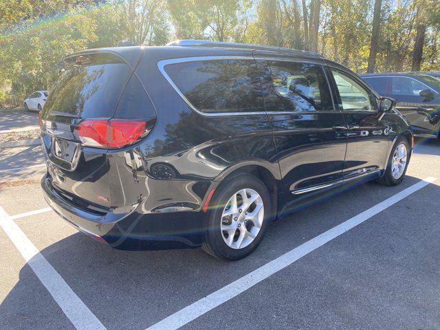 used 2018 Chrysler Pacifica car, priced at $13,988